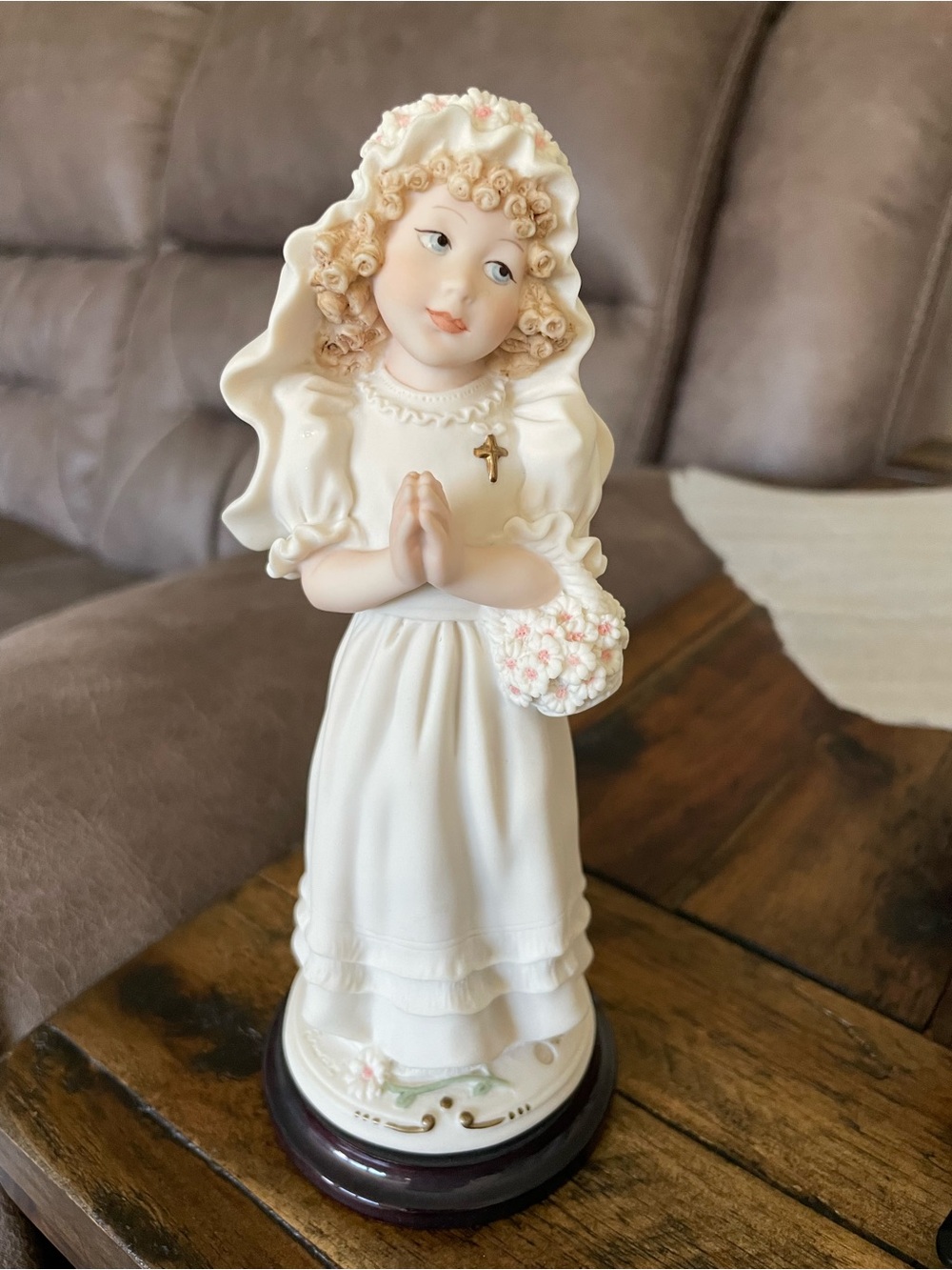 Florence Giuseppe Armani  First Communion Girl Figurine